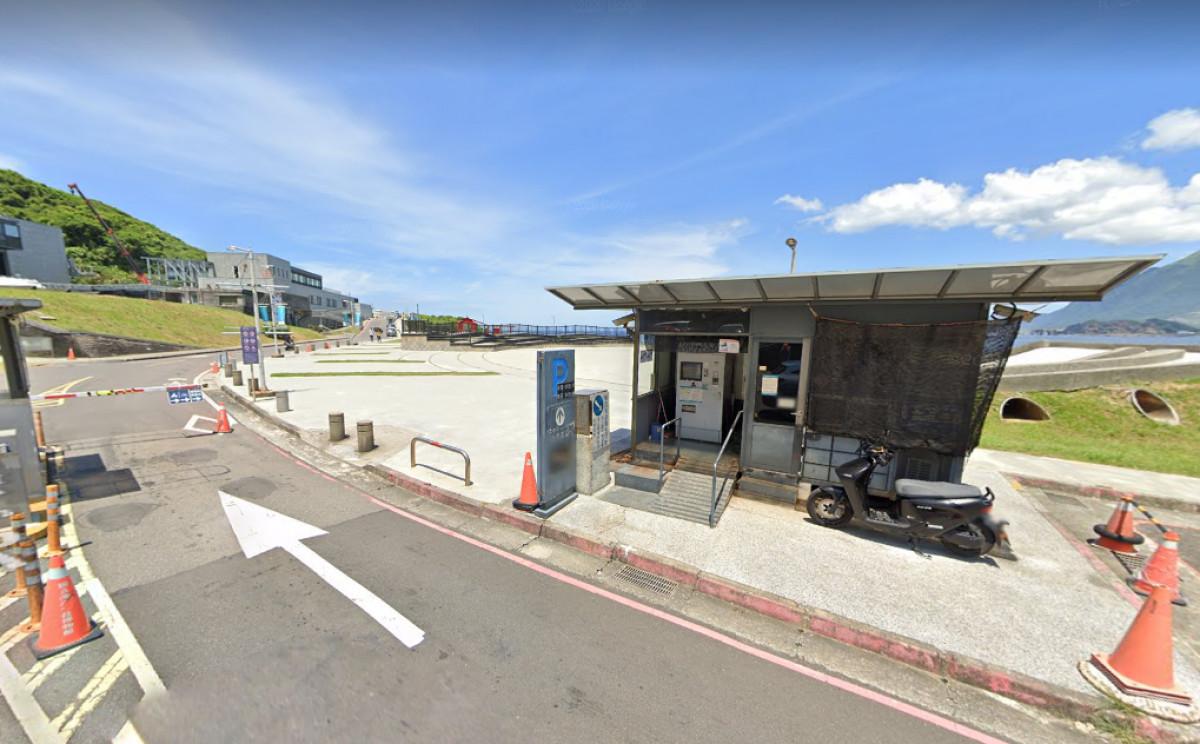 復育公園停車場