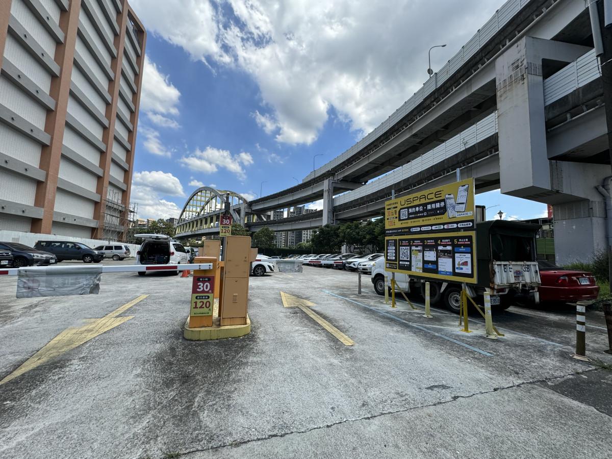 棧車內湖成功安康站