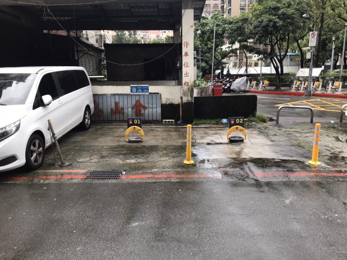 永盛公園車位
