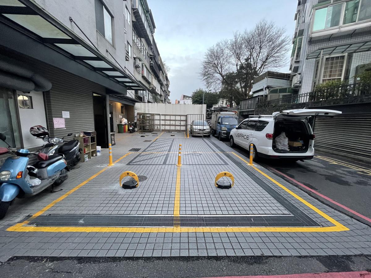 仲信大湖商旅