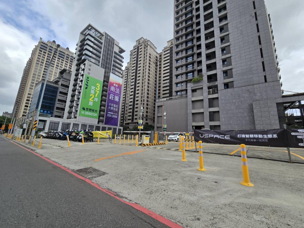 進場後自行選位