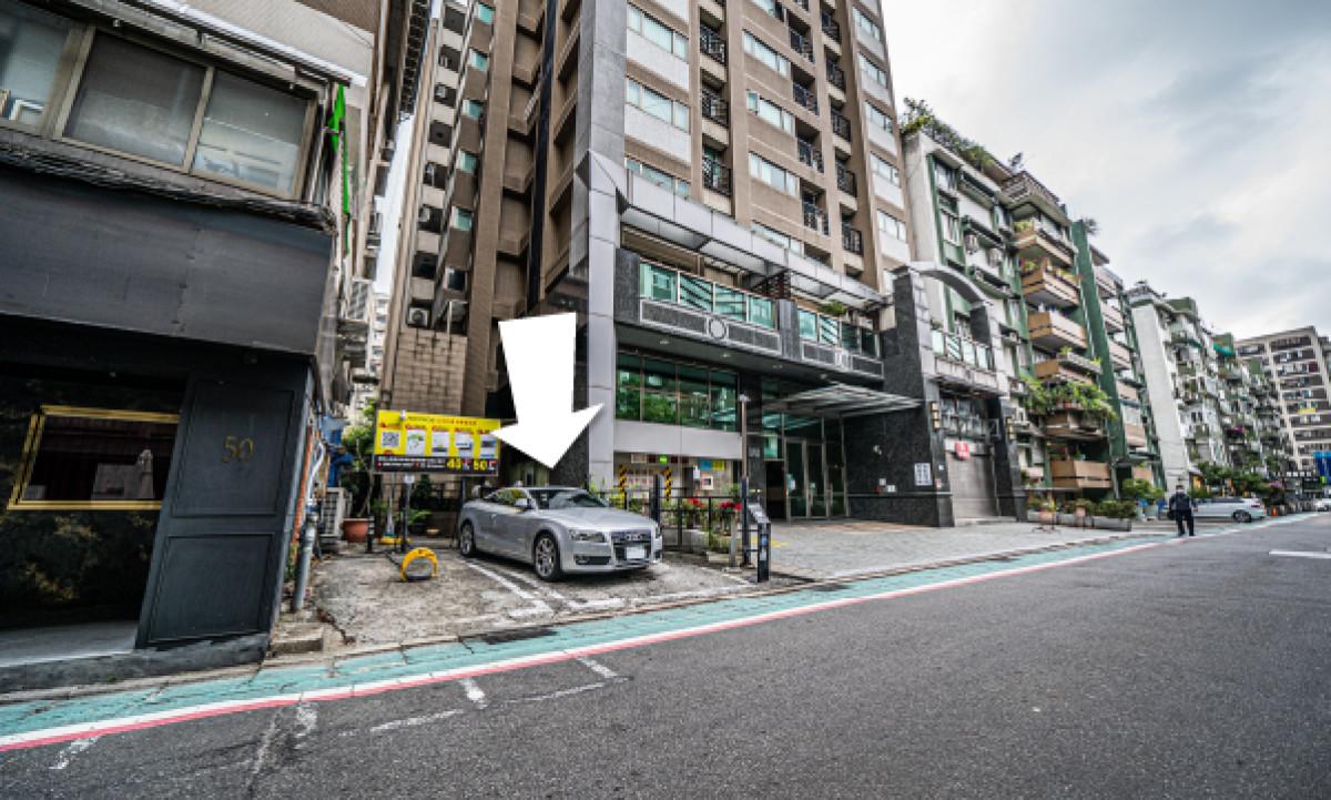 1號車位(低底盤勿停)
