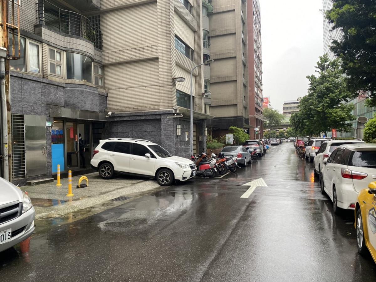 建國錦州鄰近車位