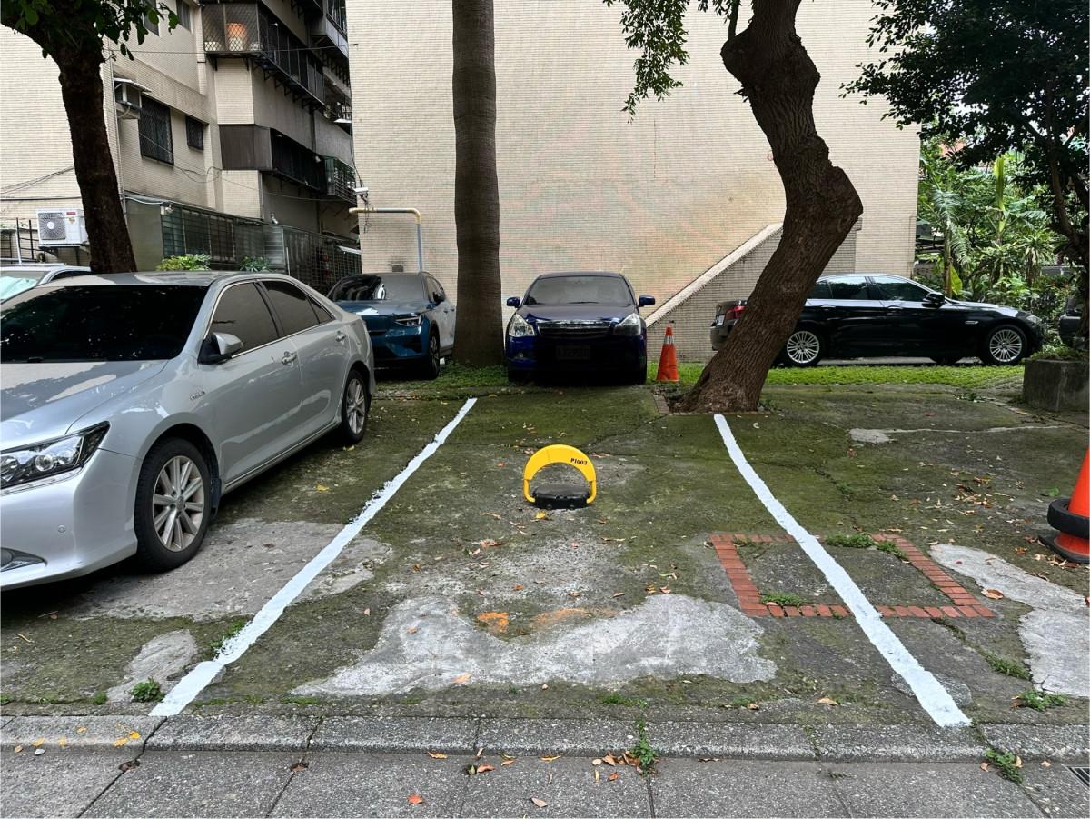 文德路66巷車位