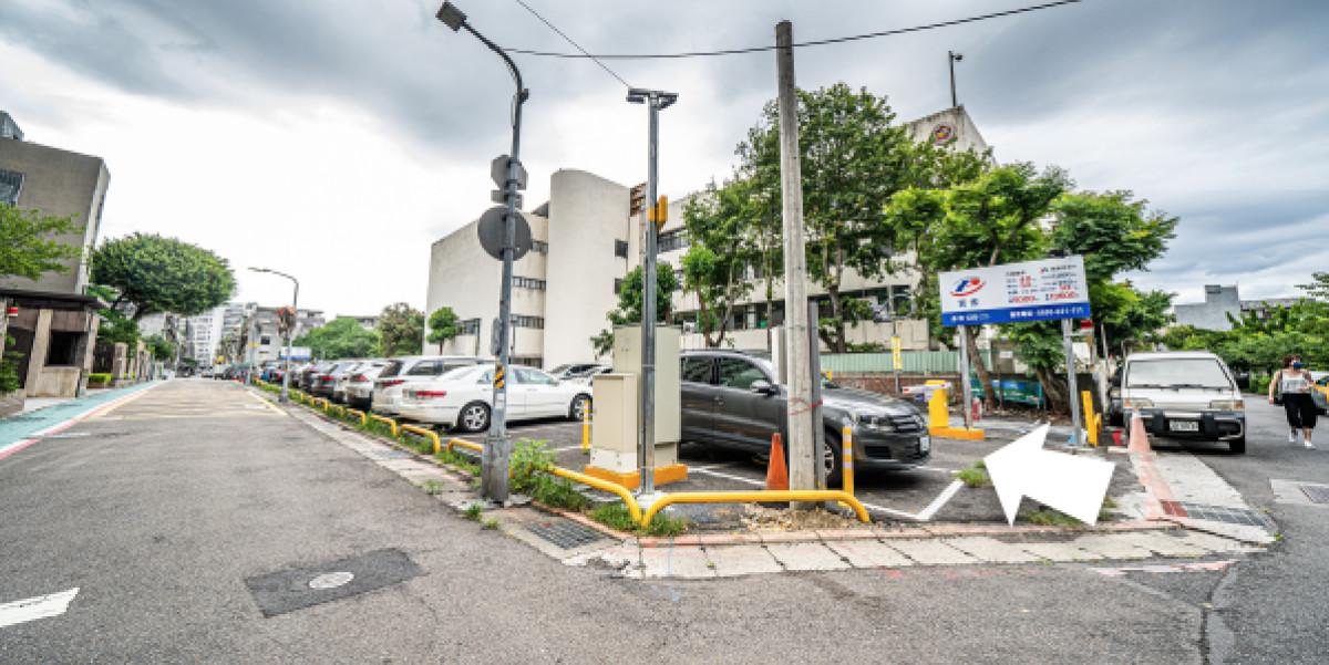 永吉麥當勞後方車位(俥亭合作)