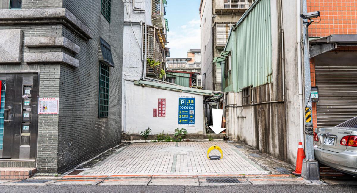 台視臨近車位(寧安街)
