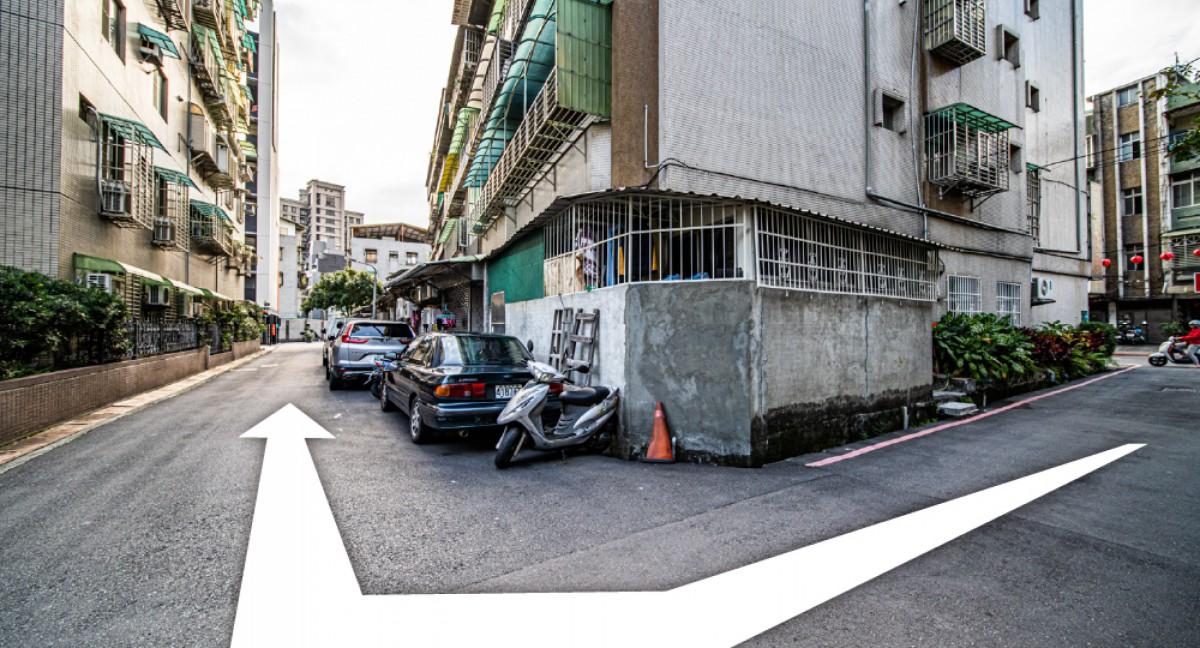 唭哩岸鄰近車位(身障優先)