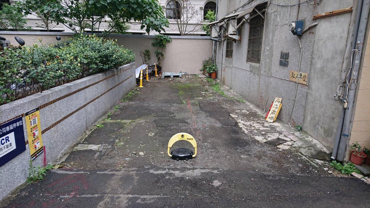 思源路大都會車位