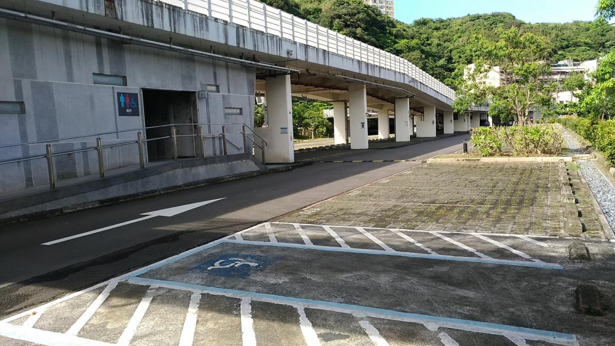區域探索館停車場