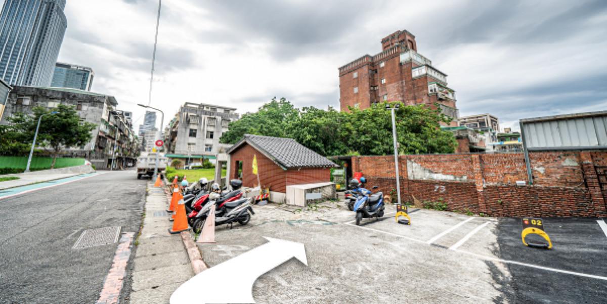 萬善堂後方車位(俥亭合作)