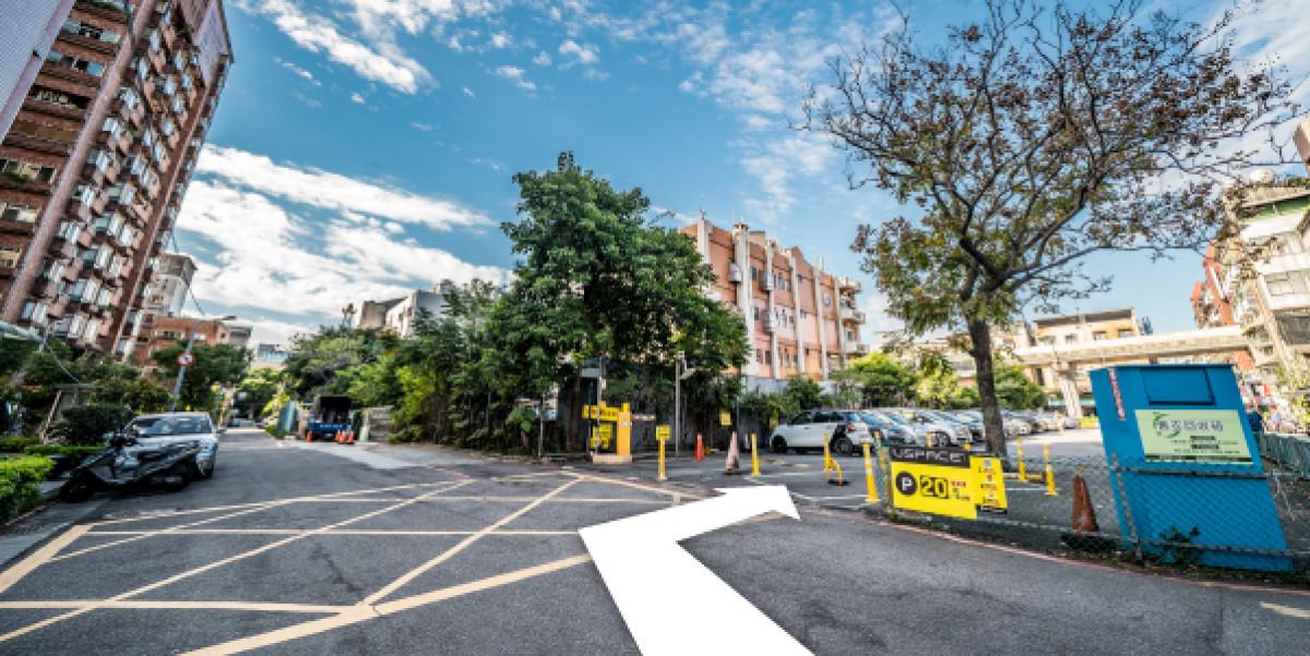 永固港墘站車位(柵欄外)