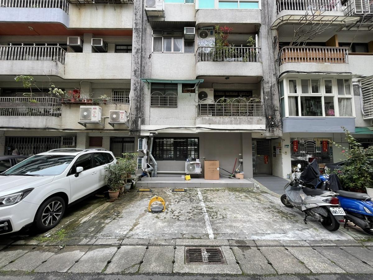 永吉路巷弄車位